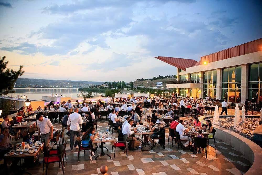 Kronos Hotel Golbası Екстериор снимка