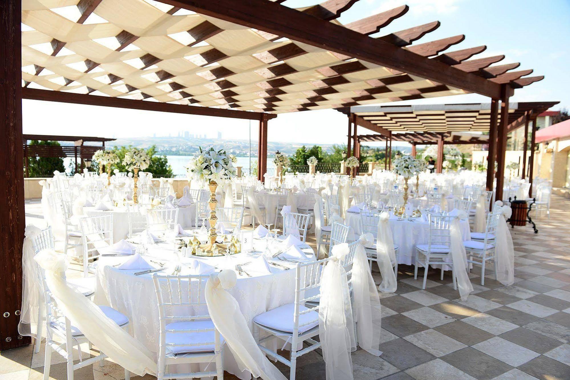 Kronos Hotel Golbası Екстериор снимка