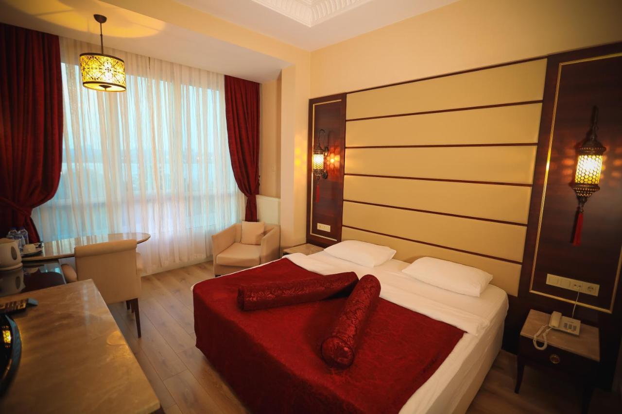 Kronos Hotel Golbası Екстериор снимка