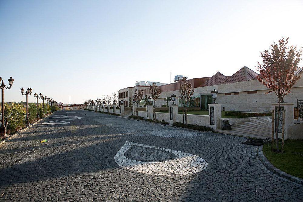 Kronos Hotel Golbası Екстериор снимка